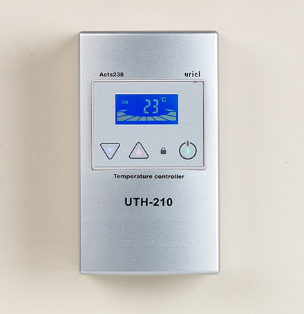UTH-210 Termostat